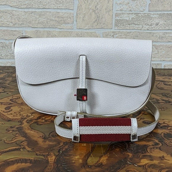 bally saddle bag